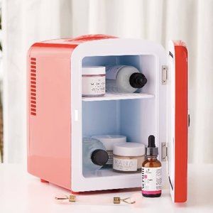 Uber Chill Mini Fridge - Cool or Heat